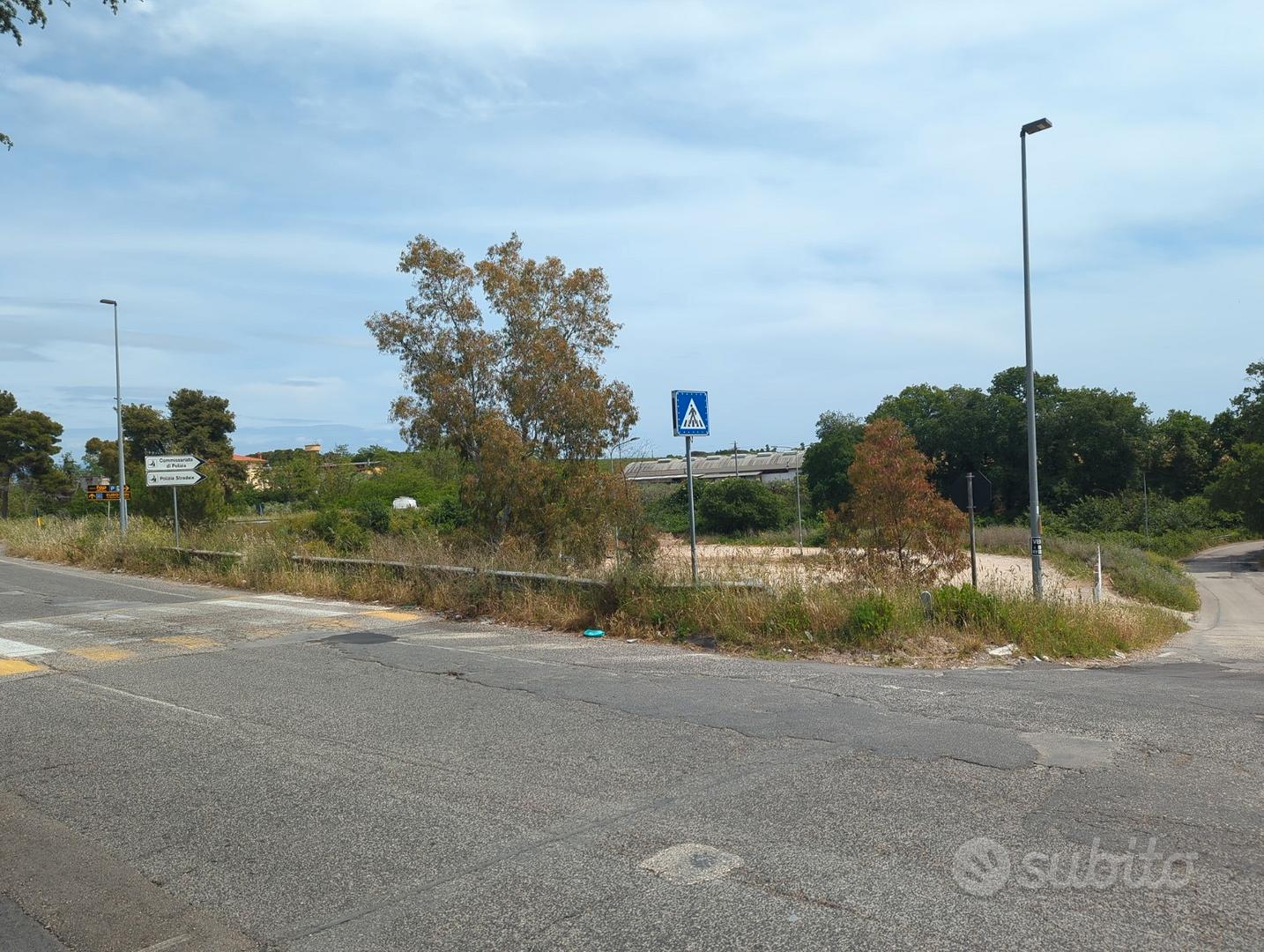 Terreno e LICENZA AUTODEMOLIZIONE - Vista 2