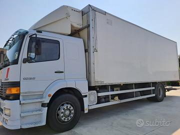 Mercedes Atego 1828 per ricambi