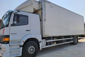 Mercedes Atego 1828 per ricambi