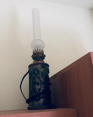 Lampada antica