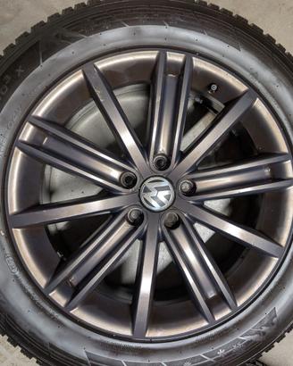 HANKOOK WINTER I CEPT EVO 3 235 55 R 18 104V