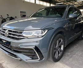 Volkswagen Tiguan 1.5 TSI 150 CV DSG R-Line - 2021