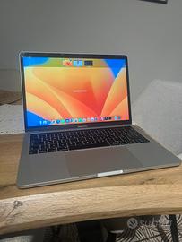 MacBook Pro 13” 2017 (per uso fisso - ricambi)