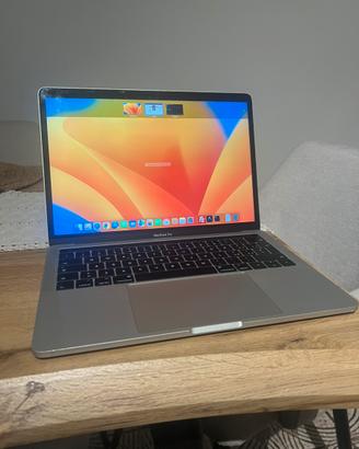 MacBook Pro 13” 2017 (per uso fisso - ricambi)