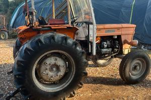 Trattore fiat om 650