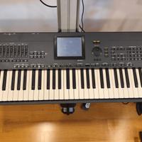 KORG I30 HD -TASTIERA WORKSTATION E PEDALIERA EC5