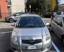 Toyota Yaris 1.0 sol benzina per neopatentati