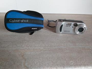 Fotocamera digitale Sony DSC-P71 Cyber-Shot 3,2 MP