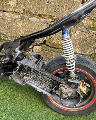 Smembro blocco motore piaggio sr factor