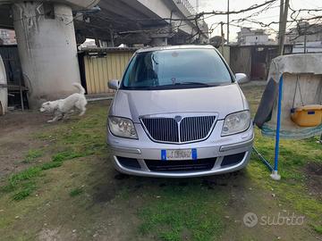 lancia phedra 2200cc unico proprietario