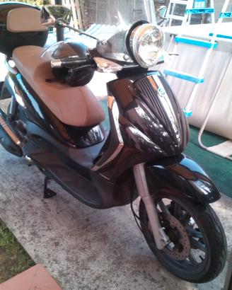 piaggio beverly