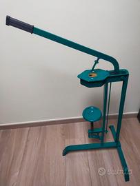 Tappatrice a leva marca Tavernella