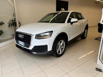 Audi Q2 30 1.6 tdi Identity Black s-tronic