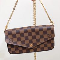 LouisVuitton portafoglio a catena