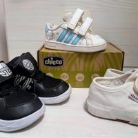 Scarpe Nike e Superga 22, Adidas 21 bambino