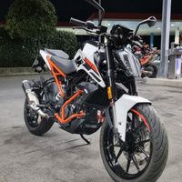 Ktm duke 125 2017 bianco