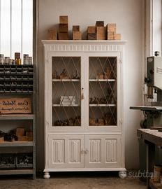 Vetrina d’epoca shabby chic romantica