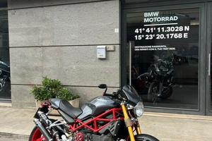 DUCATI Monster 900 S4