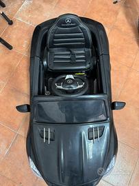 Macchina elettrica per bambini mercedes amg