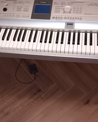 Tastiera Digitale  Yamaha Portable Grand Dgx 505