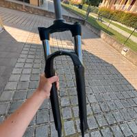 Forcella MTB SR Suntour 29”