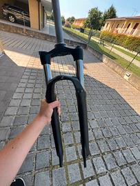 Forcella MTB SR Suntour 29”