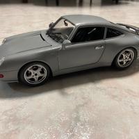 Modellino Burago 1:18 Porsche Carrera 911 (1993)