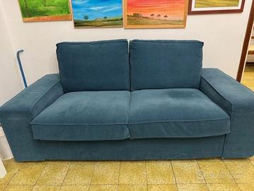 Divano 2 posti Kivik Ikea colore Tallmyra blu