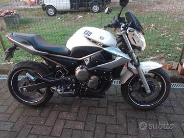 Yamaha xj6 