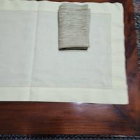 stock di 5 Runner con tovaglioli per bar e B&B