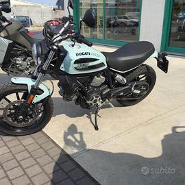 Ducati Scrambler Sixty2,
