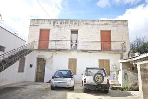 CASA INDIPENDENTE A CUSTONACI