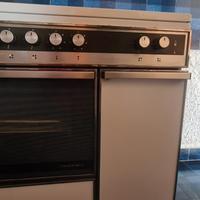 CUCINA A GAS E FORNO