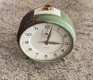 Orologio sveglia a corda