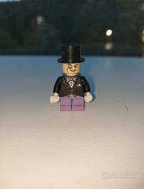 Lego Batman Pinguino Minifigure con accessorio