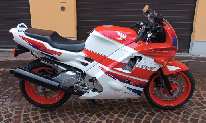 Honda CBR 600 F F2