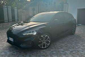 Ford Focus 1.5 EcoBoost 150 CV Start&Stop ST Line