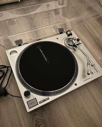 Giradischi con Pitch Control per DJ