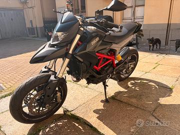 Ducati Hypermotard 821