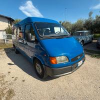 Ford transir 2.5 9 posti