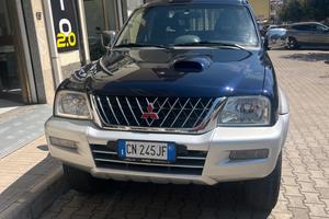 Mitsubishi L200 2.5 TDI 4WD Club Cab Pup. GLS Targ