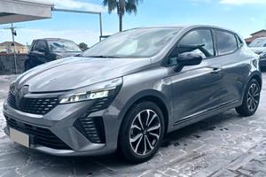 Renault Clio TCe 90 CV 5 porte Techno