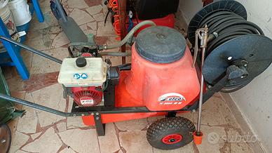 motopompa per trattamenti 