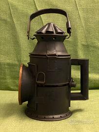 Lampada lanterna a candela per ferroviere