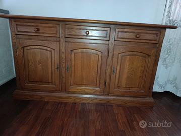 Credenza in legno massiccio