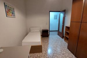 Stanza per studentessa