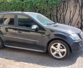 Mercedes ML 350 Nero del 2008