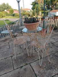 Tavolo giardino con sedie vintage
