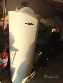 Scaldabagno elettrico 200L