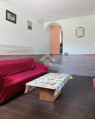 VILLA A SCHIERA CENTRALE A ARZIGNANO